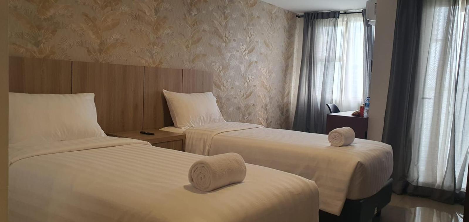 Nemuru Hotel Ciputat Pondokcabe Hilir Extérieur photo