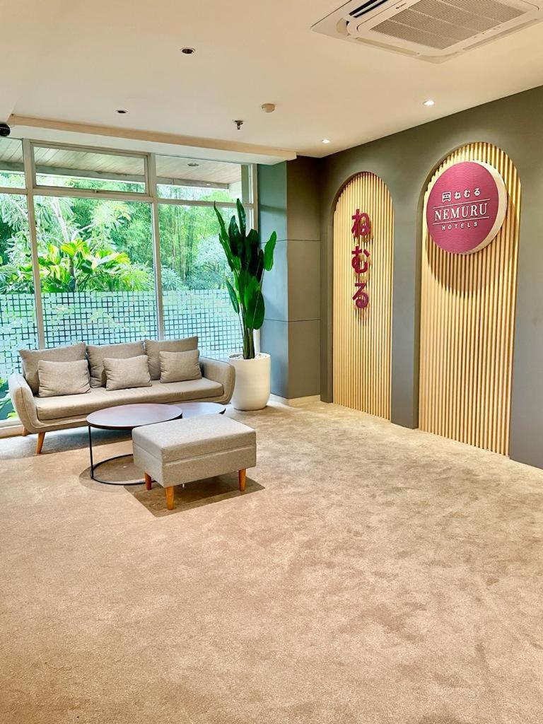 Nemuru Hotel Ciputat Pondokcabe Hilir Extérieur photo